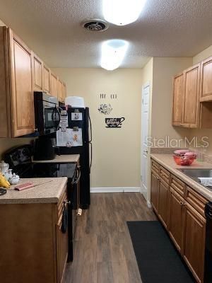 Recently Sold: $159,000 (3 beds, 2 baths, 1149 Square Feet)