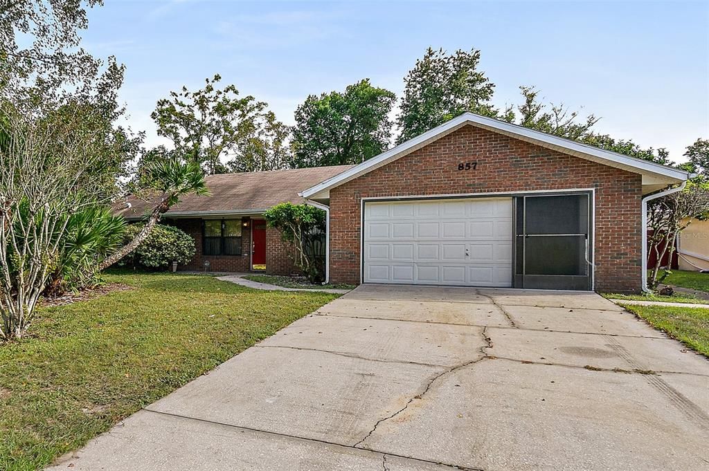 Recently Sold: $250,000 (3 beds, 2 baths, 1812 Square Feet)