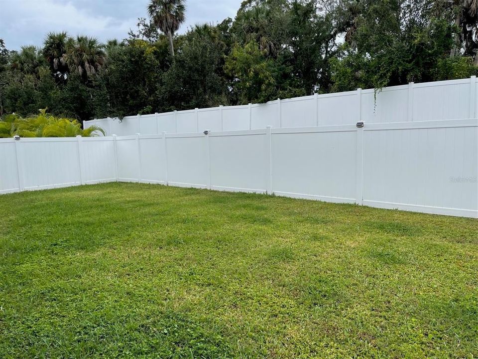 LARGE FENCED BACKYARD