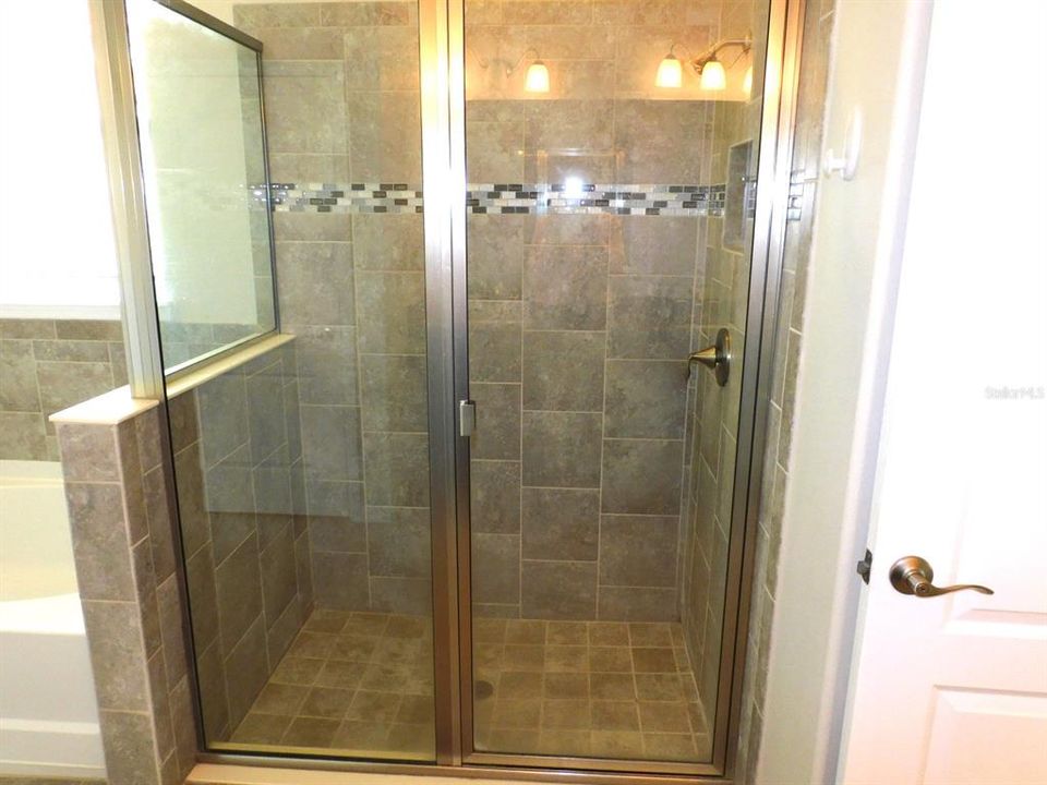 WALK IN SHOWER