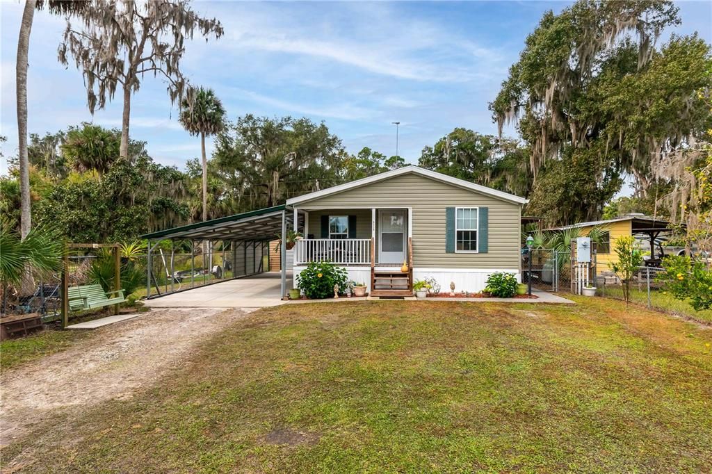 Recently Sold: $155,000 (2 beds, 2 baths, 822 Square Feet)