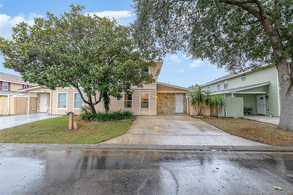 Recently Sold: $235,000 (3 beds, 2 baths, 1159 Square Feet)