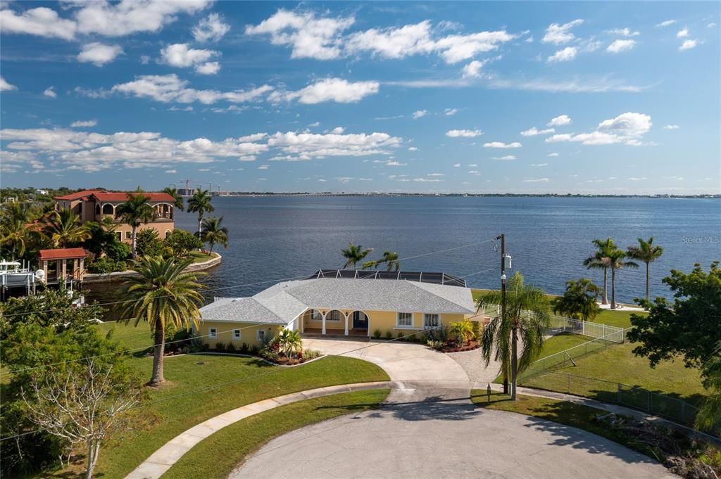 Recently Sold: $1,199,500 (3 beds, 2 baths, 2112 Square Feet)