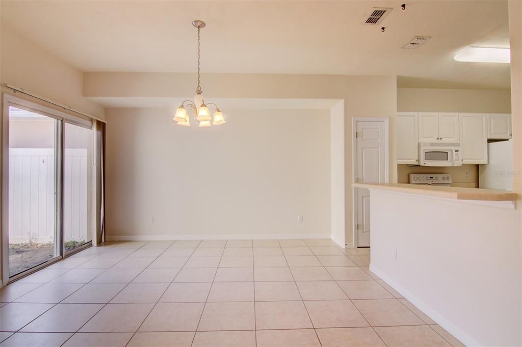 Recently Sold: $230,000 (2 beds, 2 baths, 1825 Square Feet)