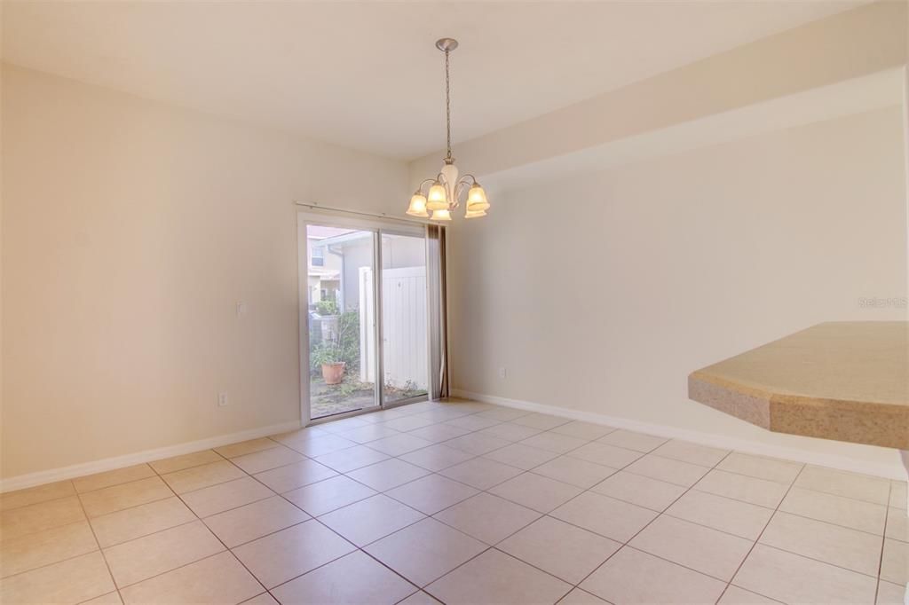 Recently Sold: $230,000 (2 beds, 2 baths, 1825 Square Feet)