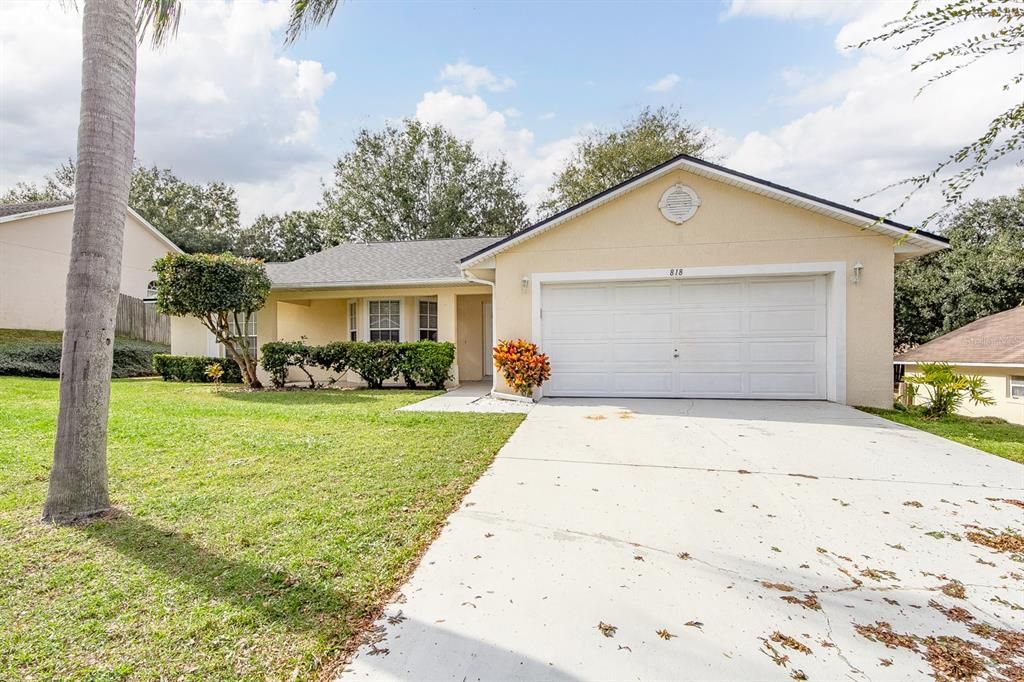 Recently Sold: $279,900 (3 beds, 2 baths, 1316 Square Feet)
