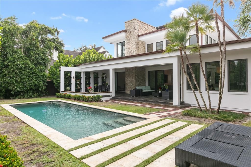 Recently Sold: $1,695,000 (4 beds, 4 baths, 3075 Square Feet)