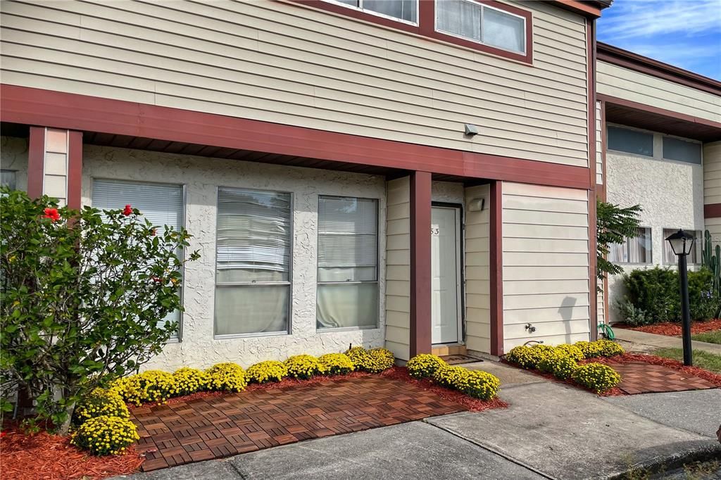 Recently Sold: $99,500 (2 beds, 2 baths, 1211 Square Feet)