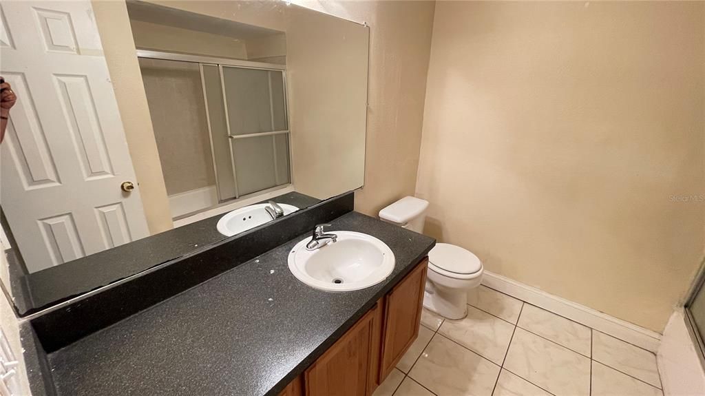 Recently Rented: $1,000 (1 beds, 1 baths, 660 Square Feet)
