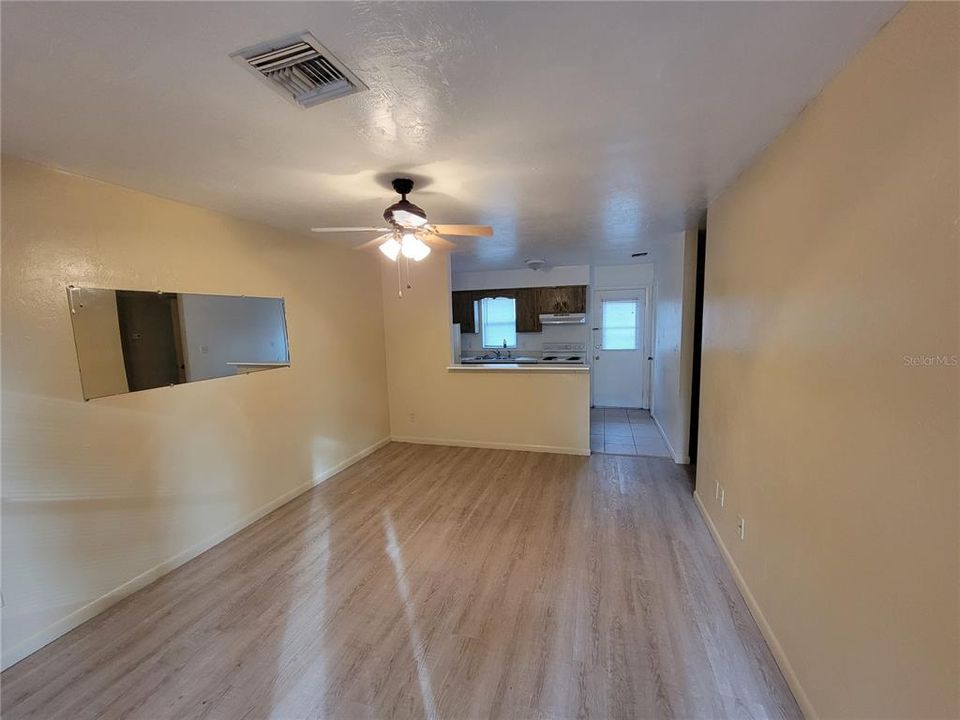 Recently Rented: $650 (1 beds, 1 baths, 600 Square Feet)