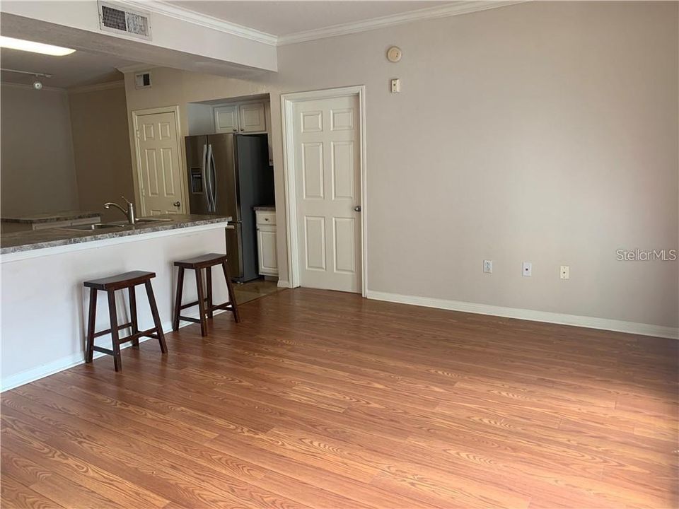 Recently Rented: $1,495 (2 beds, 2 baths, 1147 Square Feet)