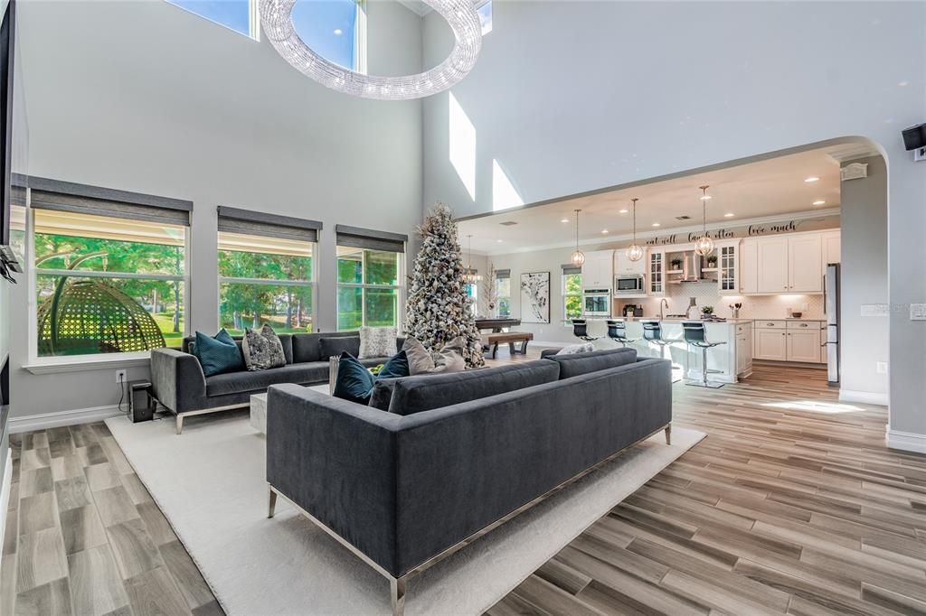 Recently Sold: $989,000 (5 beds, 3 baths, 4143 Square Feet)