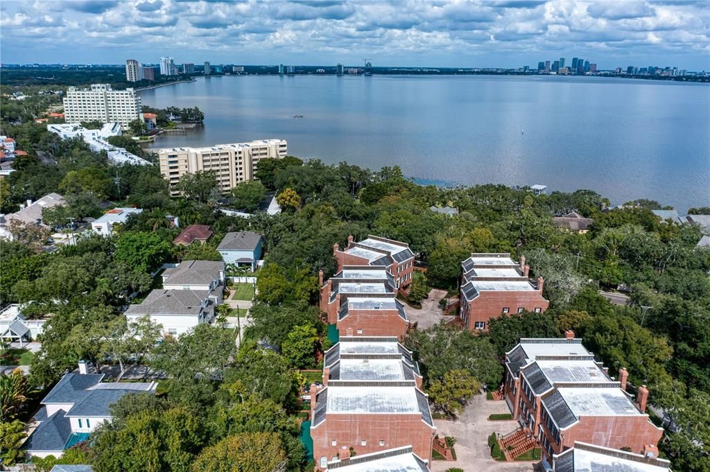 Recently Sold: $1,585,000 (3 beds, 4 baths, 4689 Square Feet)