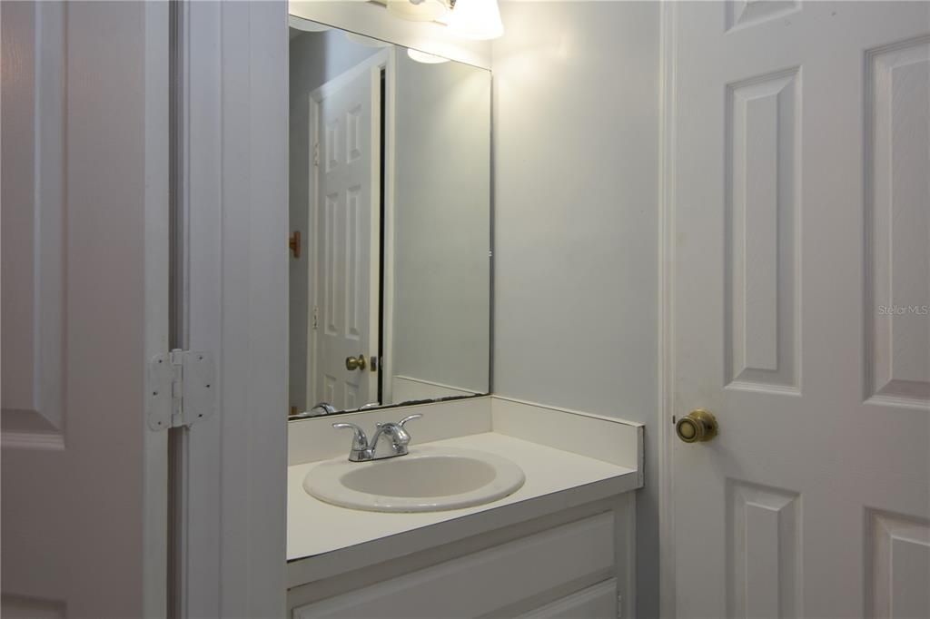 最近售出: $209,900 (3 贝兹, 2 浴室, 1833 平方英尺)