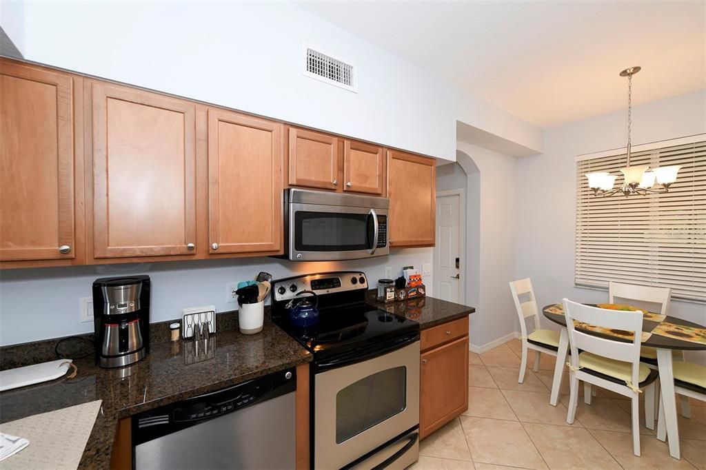 For Rent: $5,000 (2 beds, 2 baths, 1121 Square Feet)