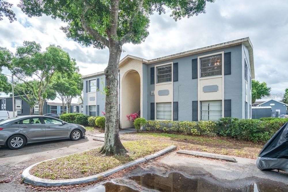 Recently Rented: $1,450 (2 beds, 1 baths, 850 Square Feet)