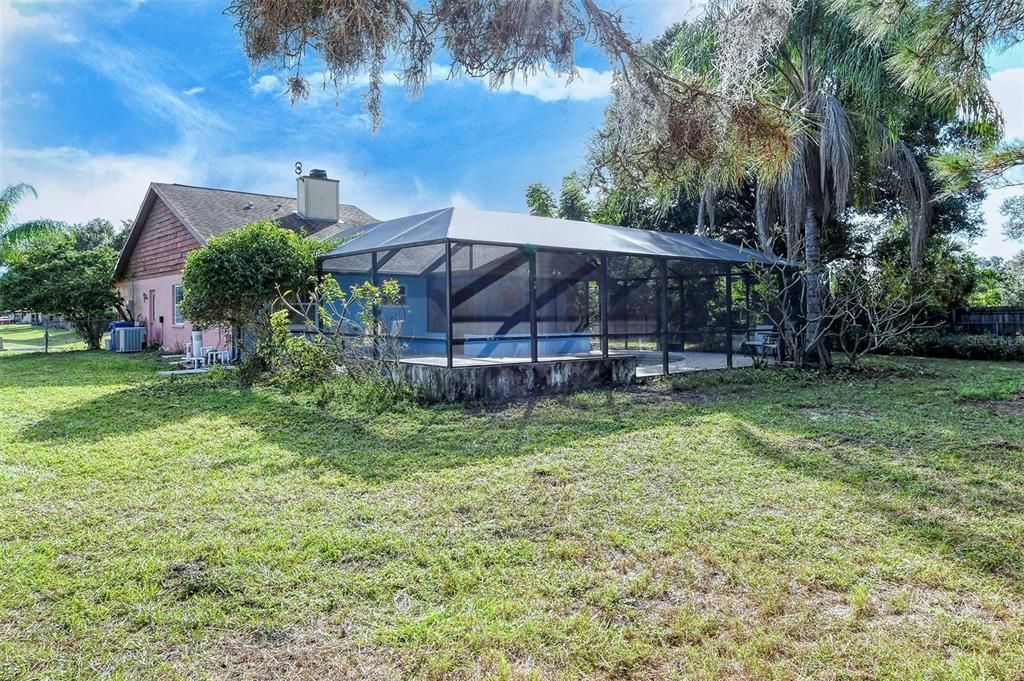 Recently Sold: $375,000 (3 beds, 2 baths, 1560 Square Feet)