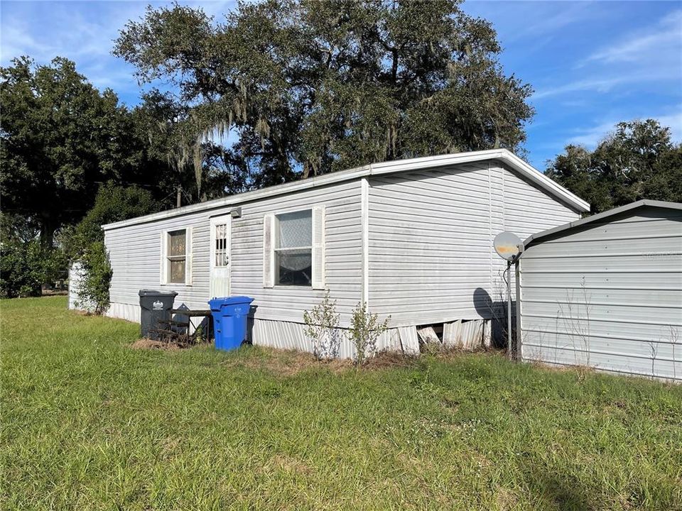 Recently Sold: $105,000 (2 beds, 2 baths, 960 Square Feet)