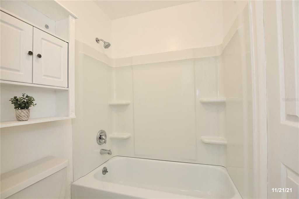 Недавно арендовано: $1,195 (1 спален, 1 ванн, 985 Квадратных фут)