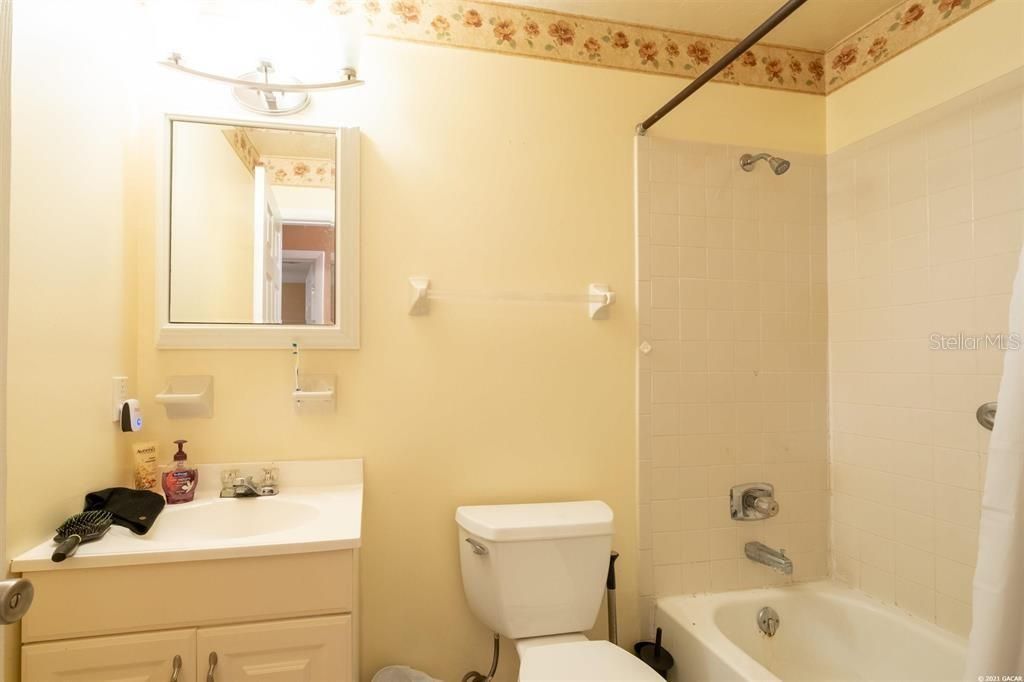 Недавно арендовано: $950 (2 спален, 1 ванн, 788 Квадратных фут)