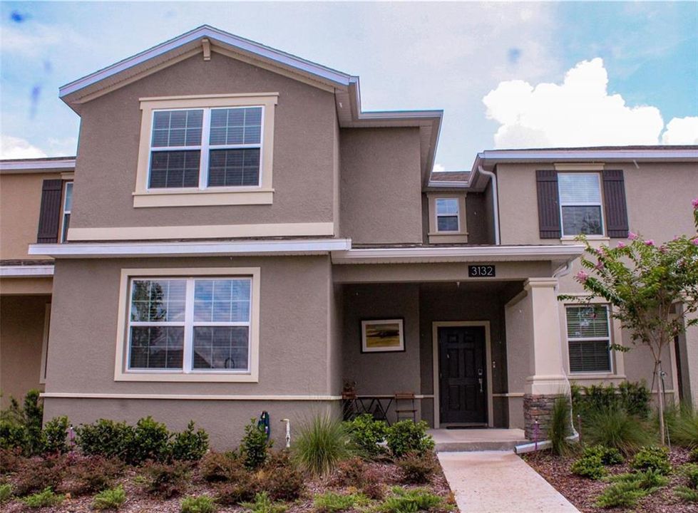 Recently Rented: $2,700 (4 beds, 3 baths, 1991 Square Feet)