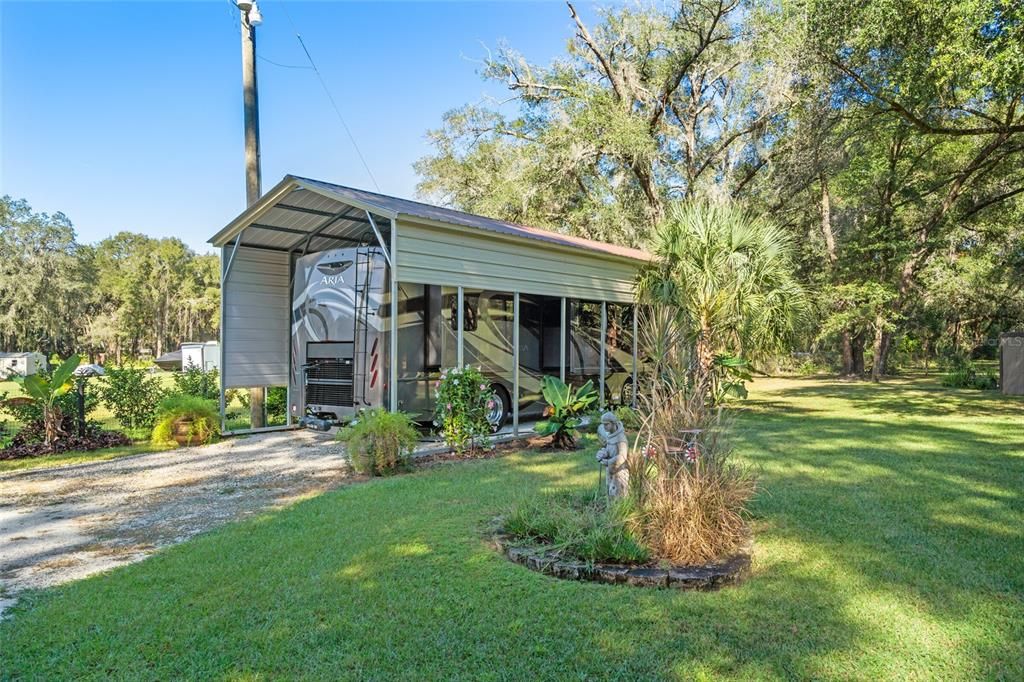 Recently Sold: $399,900 (3 beds, 2 baths, 1920 Square Feet)