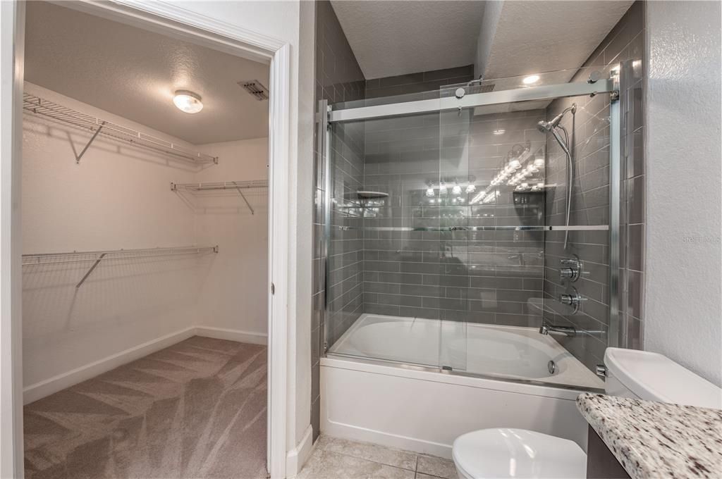 Недавно арендовано: $2,000 (2 спален, 2 ванн, 1215 Квадратных фут)