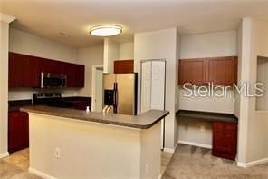 Recently Rented: $2,000 (3 beds, 2 baths, 1445 Square Feet)