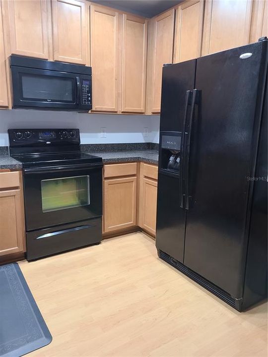 Recently Rented: $2,000 (2 beds, 2 baths, 1210 Square Feet)