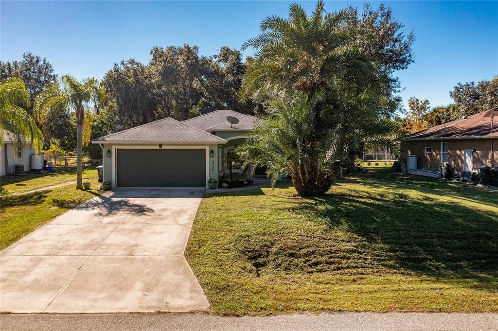 Recently Sold: $289,900 (3 beds, 2 baths, 1371 Square Feet)