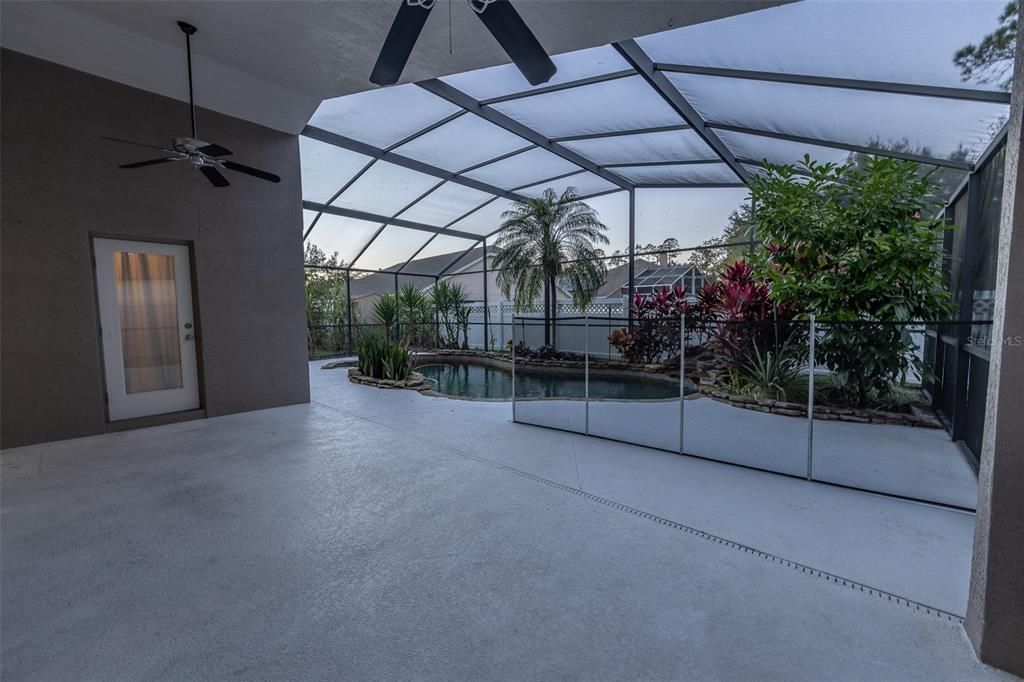 Recently Sold: $500,000 (3 beds, 2 baths, 1708 Square Feet)