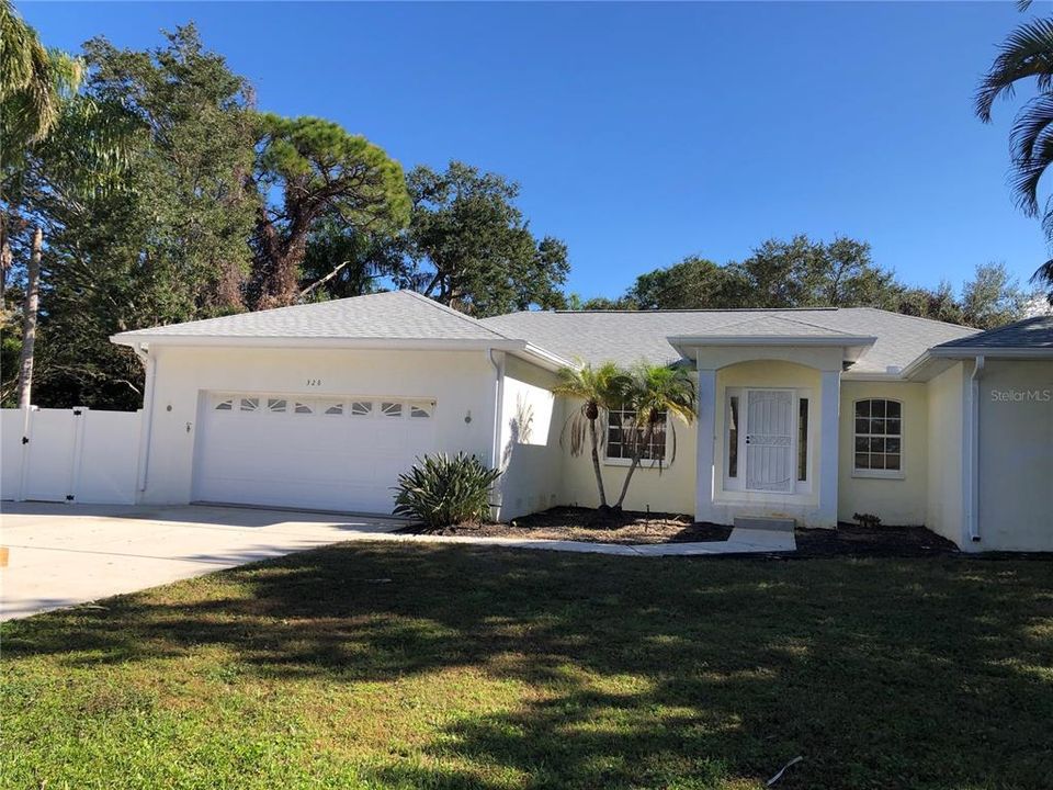 Recently Sold: $459,000 (3 beds, 2 baths, 2049 Square Feet)