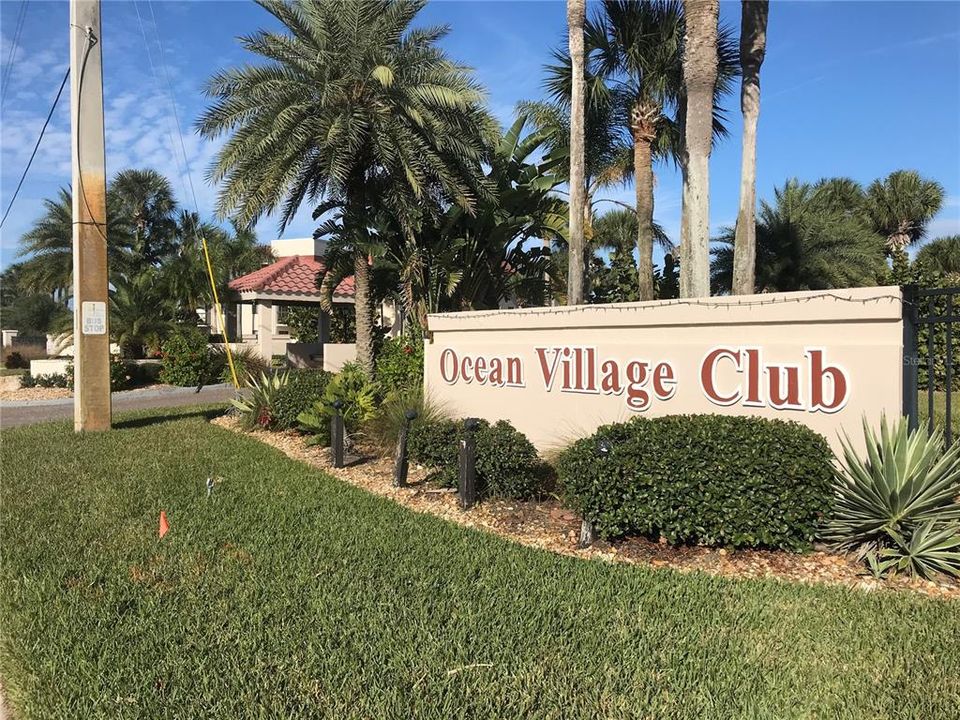 Recently Sold: $389,000 (2 beds, 2 baths, 1044 Square Feet)