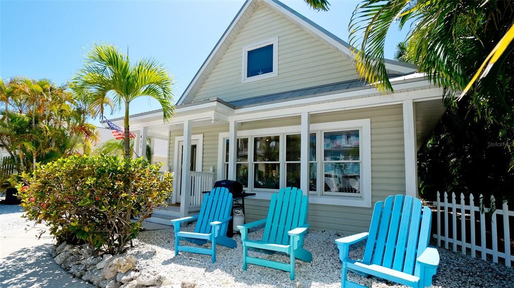 Front Cottage w/designated parking