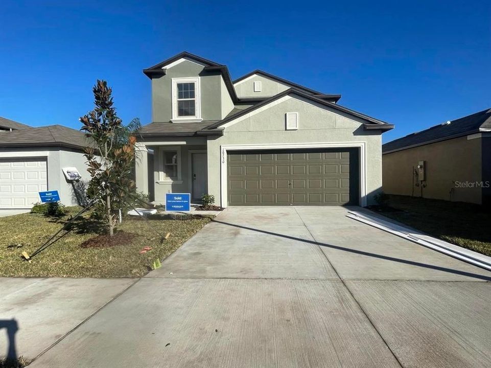 Recently Sold: $335,745 (5 beds, 2 baths, 2415 Square Feet)