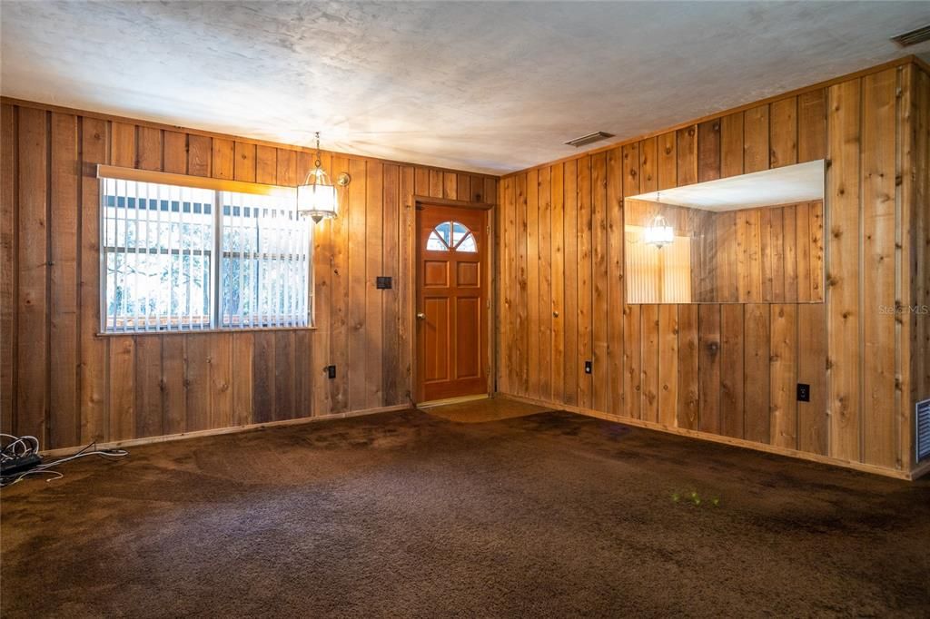 Recently Sold: $189,000 (3 beds, 1 baths, 1008 Square Feet)