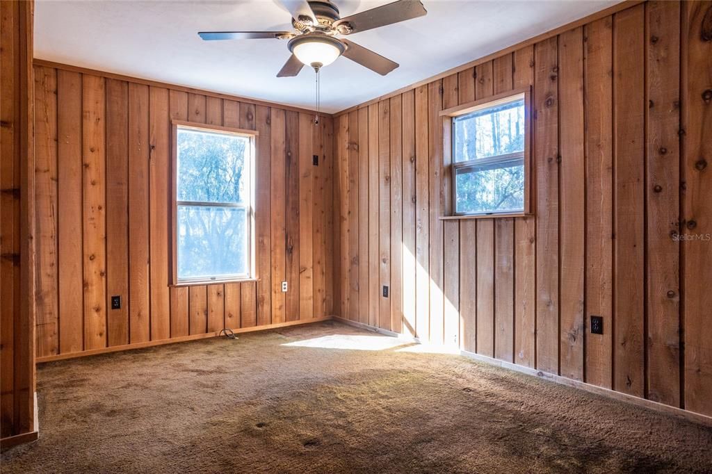 Recently Sold: $189,000 (3 beds, 1 baths, 1008 Square Feet)