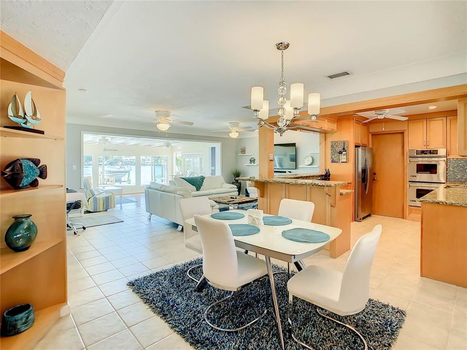 Recently Sold: $1,100,000 (2 beds, 2 baths, 1502 Square Feet)