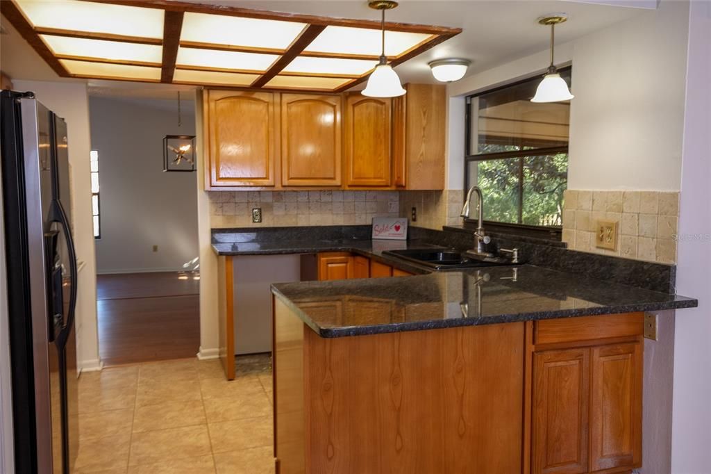 This Kitchen is ready for family dinners and entertaining!