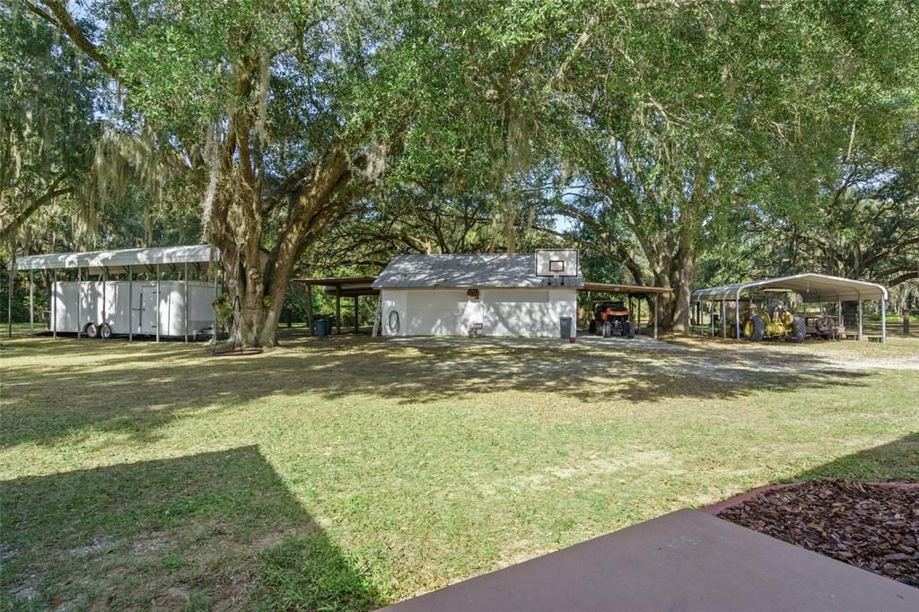 Recently Sold: $549,000 (3 beds, 2 baths, 2648 Square Feet)