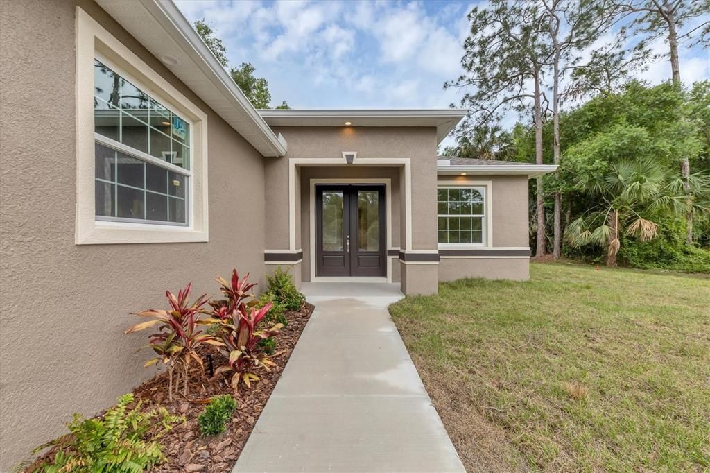 Recently Sold: $395,000 (3 beds, 2 baths, 1784 Square Feet)