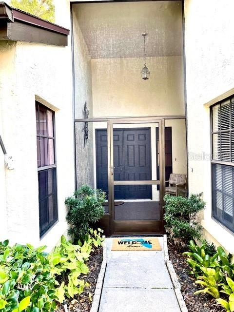 Recently Sold: $289,000 (2 beds, 2 baths, 1160 Square Feet)