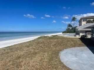Recently Sold: $4,500,000 (3 beds, 3 baths, 2944 Square Feet)