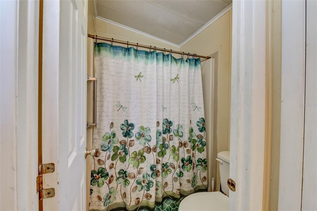 最近售出: $159,900 (4 贝兹, 2 浴室, 1628 平方英尺)