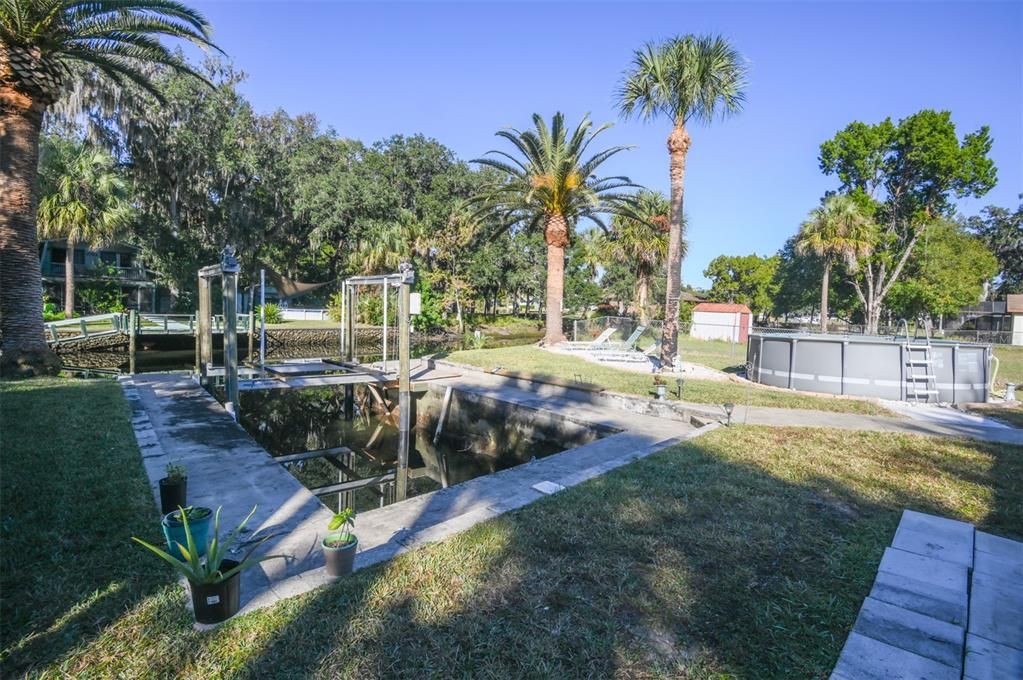 Recently Sold: $425,000 (3 beds, 2 baths, 1802 Square Feet)