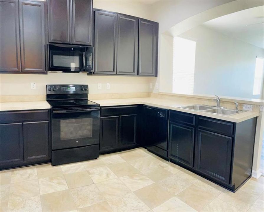 Recently Rented: $1,675 (2 beds, 2 baths, 1216 Square Feet)