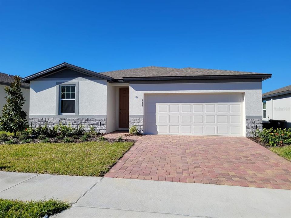 Recently Sold: $300,650 (3 beds, 2 baths, 1491 Square Feet)
