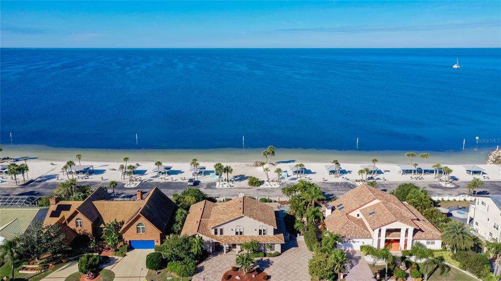 Recently Sold: $1,490,000 (4 beds, 4 baths, 4690 Square Feet)