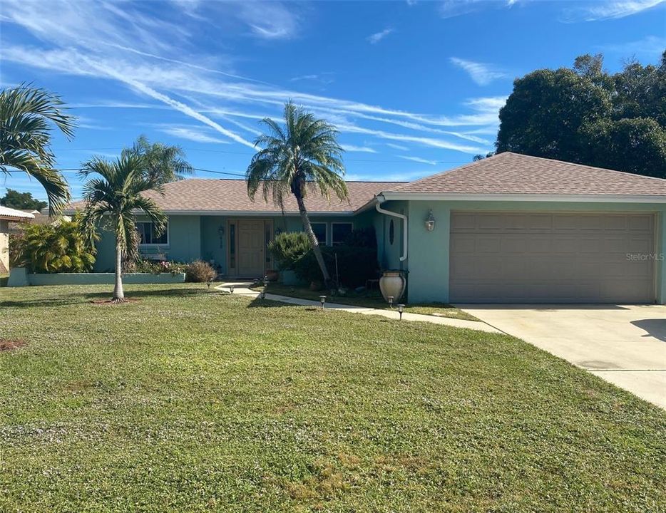 Recently Sold: $395,000 (3 beds, 2 baths, 1587 Square Feet)