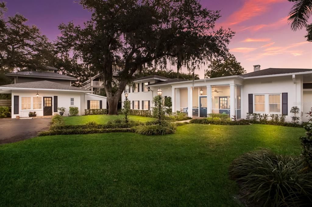 Recently Sold: $2,199,000 (5 beds, 6 baths, 4026 Square Feet)